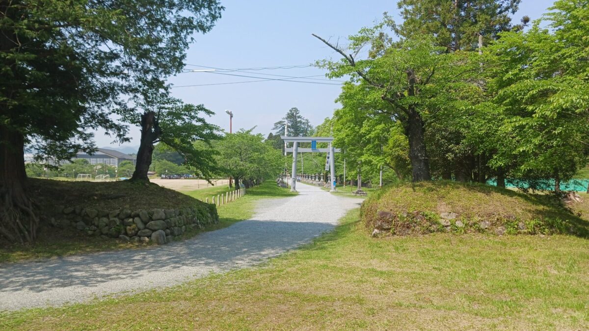 中の門（桝形）