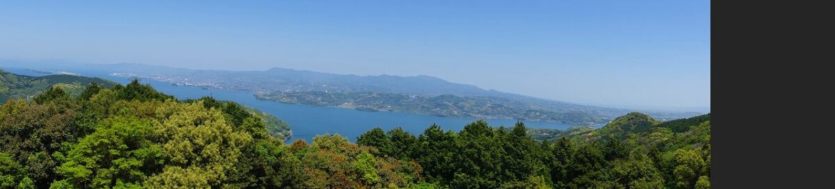 多良岳と大村湾