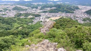 タンタン岩