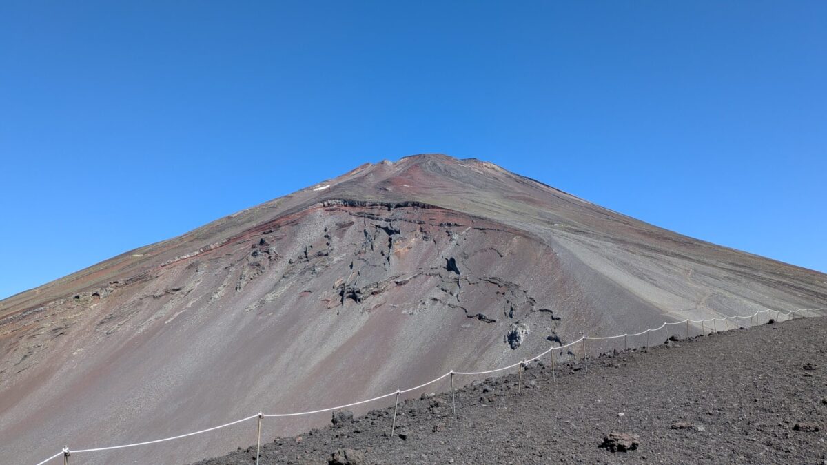 宝永山から眺める富士山