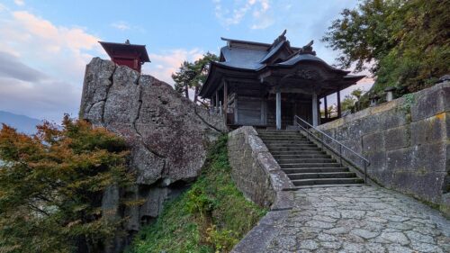 開山堂と納経堂