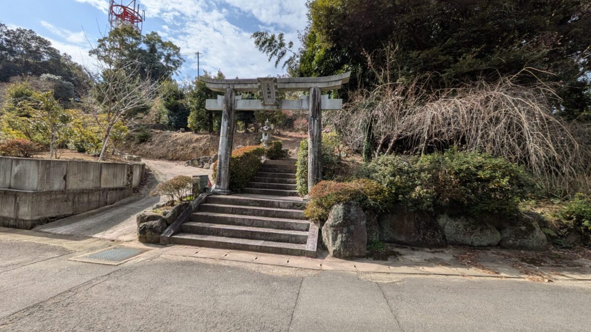 上床神社の鳥居