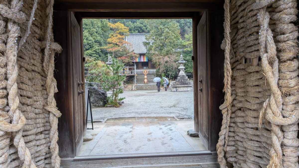 石手寺山門