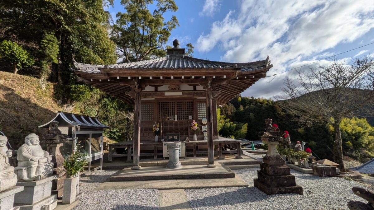 41番龍光寺大師堂