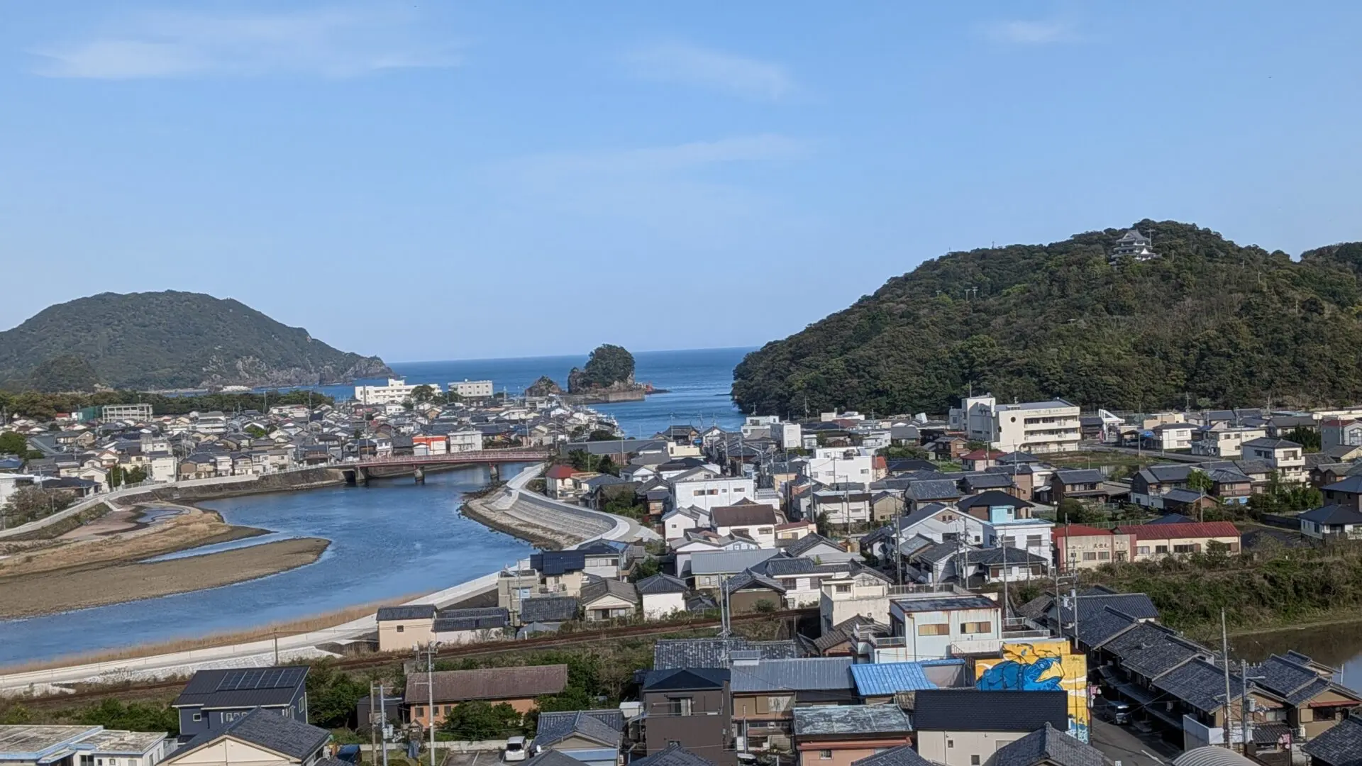 瑜祇塔（ゆぎとう）から見る日和佐