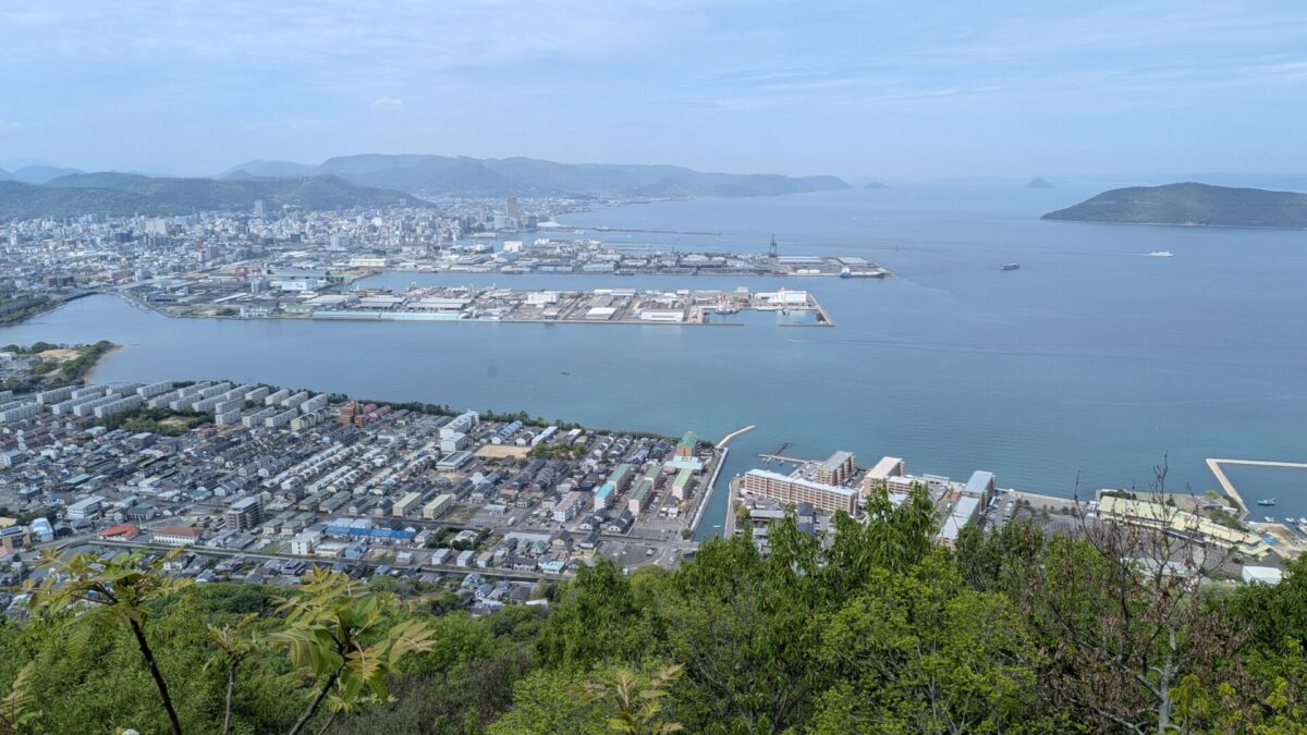 高松港